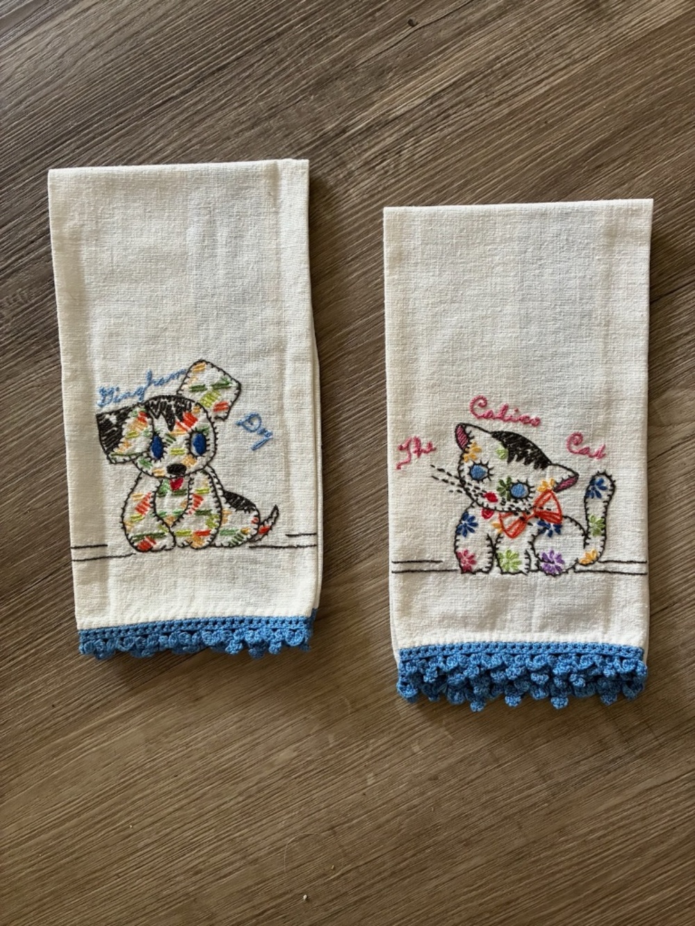 VTG 1950s Embroidered Cotton Dish Towels Calico Cat Gingham Dog
